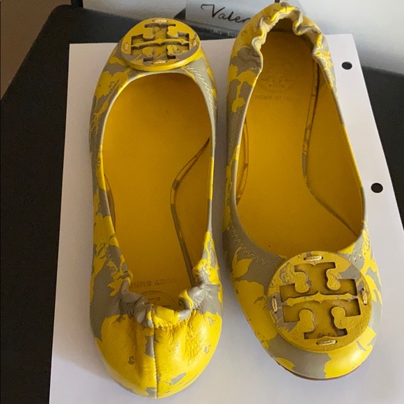 Tory Burch flats size 8 - Picture 1 of 2